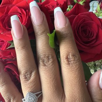 Kuhl River Nails - Acrylic French Tip Nails - Nail Salons Near Me - New Braunfels, Texas