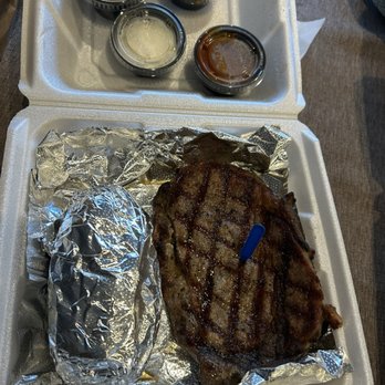 Logan's Roadhouse - American Near Me - Buda, Texas