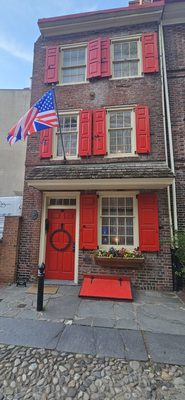 Elfreth's Alley Museum by null