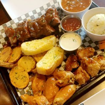 Peewee Wings and Ribs - Combination platter for $270 pesos - Chicken Wings Near Me - Tijuana, BCN Peewee Wings and Ribs - Combination platter for $270 pesos - Chicken Wings Near Me - Tijuana, BCN