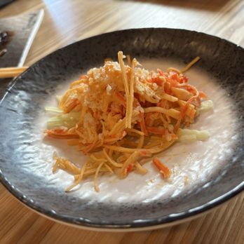 Maru 67 - Kano salad - Conveyor Belt Sushi Near Me - Oxford, Connecticut