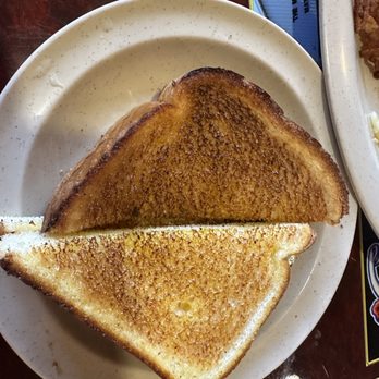 Wolfy’s Leesburg Restaurant - White Toast - New American Near Me - Leesburg, Florida