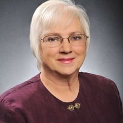 Nofziger Realty Partners - RE/MAX Unlimited - Jackie Porter Senior Agent working with Buyers, Sellers or Investors