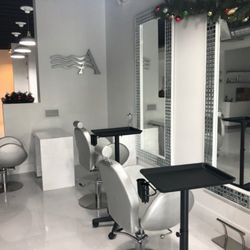 Hair Salon Armandeus Doral 2804 Ne 2nd Ave Wynwood Miami Fl