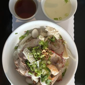 Pho Viet 1 - 83. Hu Tieu My Tho Kho + squid - Vietnamese Near Me - Canyon Country, California Pho Viet 1 - 83. Hu Tieu My Tho Kho + squid - Vietnamese Near Me - Canyon Country, California