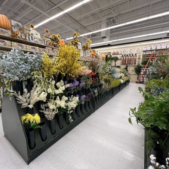 Hobby Lobby - Fabric Stores Near Me - La Mesa, California