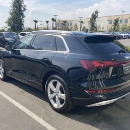 Audi e-tron