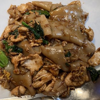Thai Ghang Waan - 34. Pad See Ew - Thai Near Me - Springfield, Virginia