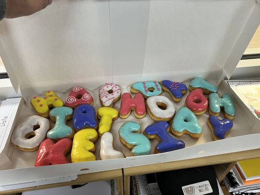 Dale's Donuts by null