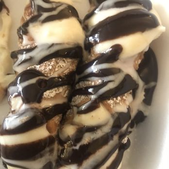 Sicilian Oven - Cannolis with way too much goopy chocolate. Next time I'll know to say no chocolate sauce - Italian Near Me - Lighthouse Point, Florida Sicilian Oven - Cannolis with way too much goopy chocolate. Next time I'll know to say no chocolate sauce - Italian Near Me - Lighthouse Point, Florida