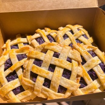 Treats By Robyn - Ube hand pies - Desserts Near Me Treats By Robyn - Ube hand pies - Desserts Near Me