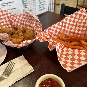 bb.q Chicken - golden chicken and sweet potato fries - Korean Near Me - Cypress, California bb.q Chicken - golden chicken and sweet potato fries - Korean Near Me - Cypress, California