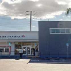 Bank of America Financial Center - Storefront