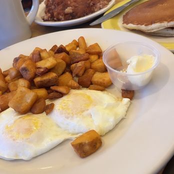 Stacks Restaurant on 38 - Eggs corn Corned Beef Hash and Eggs, pancakes - American Near Me - Moorestown, New Jersey Stacks Restaurant on 38 - Eggs corn Corned Beef Hash and Eggs, pancakes - American Near Me - Moorestown, New Jersey