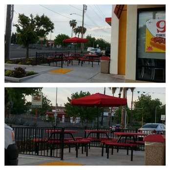 Wienerschnitzel - Outdoor seating area. - Fast Food Near Me - Sacramento, California