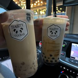 Teazzty Tea Bar - Honey milk tea and teazzty signature