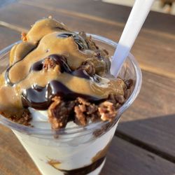 Licks On 26 Ice Cream - No bake Cookie Stacker!
