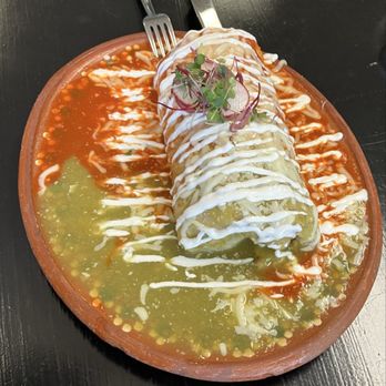 Taqueria Las Comadres - Mojado burrito with carne asada covered with red and green sauce. - Mexican Near Me - La Mirada, California Taqueria Las Comadres - Mojado burrito with carne asada covered with red and green sauce. - Mexican Near Me - La Mirada, California