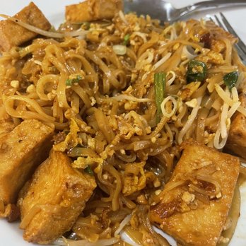 Payathai Restaurant - Atlantis - Pad Thai with Fried Tufu - Thai Near Me - Atlantis, Florida Payathai Restaurant - Atlantis - Pad Thai with Fried Tufu - Thai Near Me - Atlantis, Florida