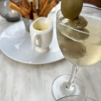 Café Laurel - French Fries & Dirty Martini - French Near Me - Miami, Florida