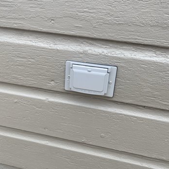 Professional Handyman Services - Side deck dual outlet - Handyman Near Me Professional Handyman Services - Side deck dual outlet - Handyman Near Me