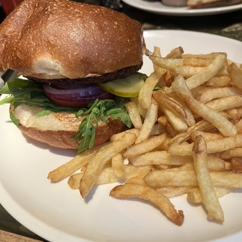 The House On Parliament - Vegan burger - British Near Me - Toronto, Ontario