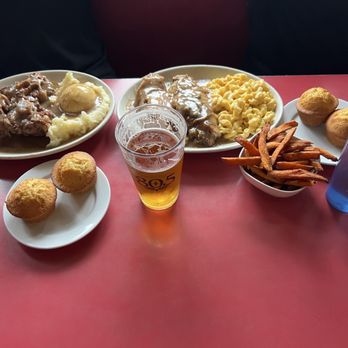 Hard Knox Cafe - 9/10/26 FYI. Ox tail & Turkey Wings - Soul Food Near Me - San Francisco, California