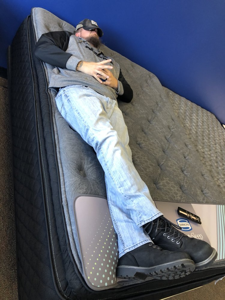 BOXDROP HOLLAND Updated September 2024 10 Photos 716 Chicago Dr