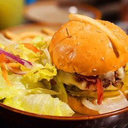 Shangri-La's Boracay Resort and Spa - Angus Burger