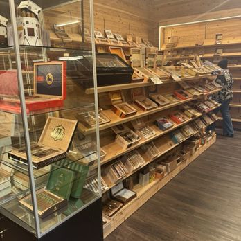 Cheroots Lounge - Cigar Bars Near Me - Katy, Texas