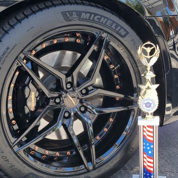 Miracle Wheels - AFTER - 2024 Chrysler 300 SRT, Caliper Paint and Wheel Color Change - Wheel & Rim Repair Near Me Miracle Wheels - AFTER - 2024 Chrysler 300 SRT, Caliper Paint and Wheel Color Change - Wheel & Rim Repair Near Me