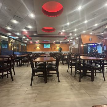 Viva Restaurant - Dining Area - Asian Fusion Near Me - Houston, Texas