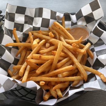 Vinnie's Caddyshack Bar & Grill - Really good fries, big enough to share - American Near Me - Metairie, Louisiana Vinnie's Caddyshack Bar & Grill - Really good fries, big enough to share - American Near Me - Metairie, Louisiana