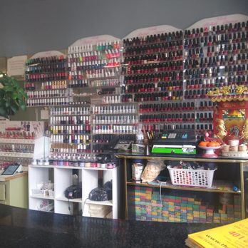 Nailmax - Huge amount of options for colors - Nail Salons Near Me - Johnston, Rhode Island