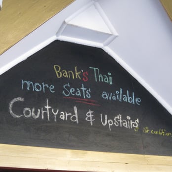 Bank's Thai Restaurant - Thai Near Me - Enmore, NSW