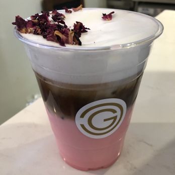 Café Georgetown - Strawberry iced latter with roses - Coffee & Tea Near Me - Washington, DC, District of Columbia