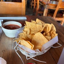 Border Cafe - Free Nachos and Salsa.