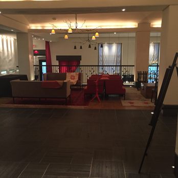 Auberge Saint-Antoine - Lobby - Hotels Near Me - Quebec City, Quebec