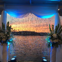 Floral Arrangements on Destiny Yacht for Brenda & Clovers Wedding!