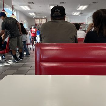In-N-Out Burger - Dining room - Fast Food Near Me - Bellflower, California In-N-Out Burger - Dining room - Fast Food Near Me - Bellflower, California