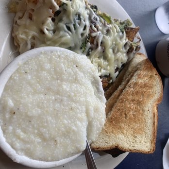 Bluegrass Grill - Open face omelette w/ grits - Southern Near Me - Chattanooga, Tennessee