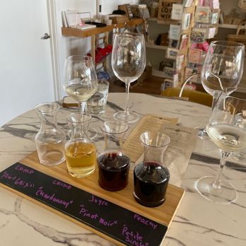 Cork & Knife - red & white flight  delicious! - Wine Tasting Room Near Me - Clovis, California