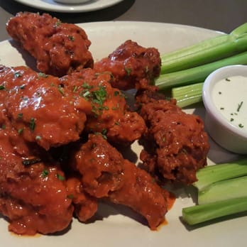 Bennigan's - Buffalo Wings!!! - American Near Me - Elgin, Illinois