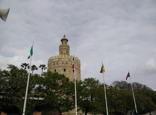 Torre del Oro by null