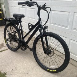 Pedego Electric Bikes Colorado Springs - I got the Commuter and added cross country tires for a lot of gravel and sand conditions