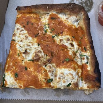 La Pizza Italia - Hot Honey Vodka Pizza - Pizza Near Me - New York, New York La Pizza Italia - Hot Honey Vodka Pizza - Pizza Near Me - New York, New York