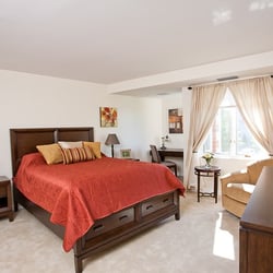 Skilled Nursing Facility At North Hill