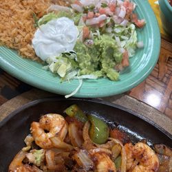 Cancun's Mexican Grill & Restaurant - Shrimp fajitas