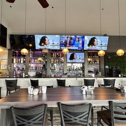 Escape Brunch and Cocktails - Bar area