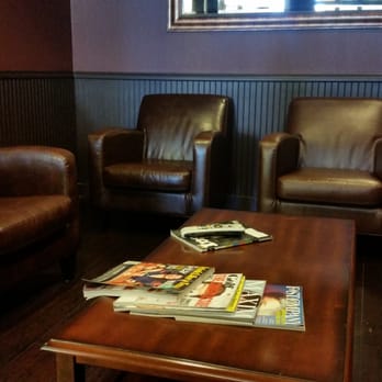 Finley’s Barber Shop - Comfy chair in the waiting lounge - Barbers Near Me - Plano, Texas